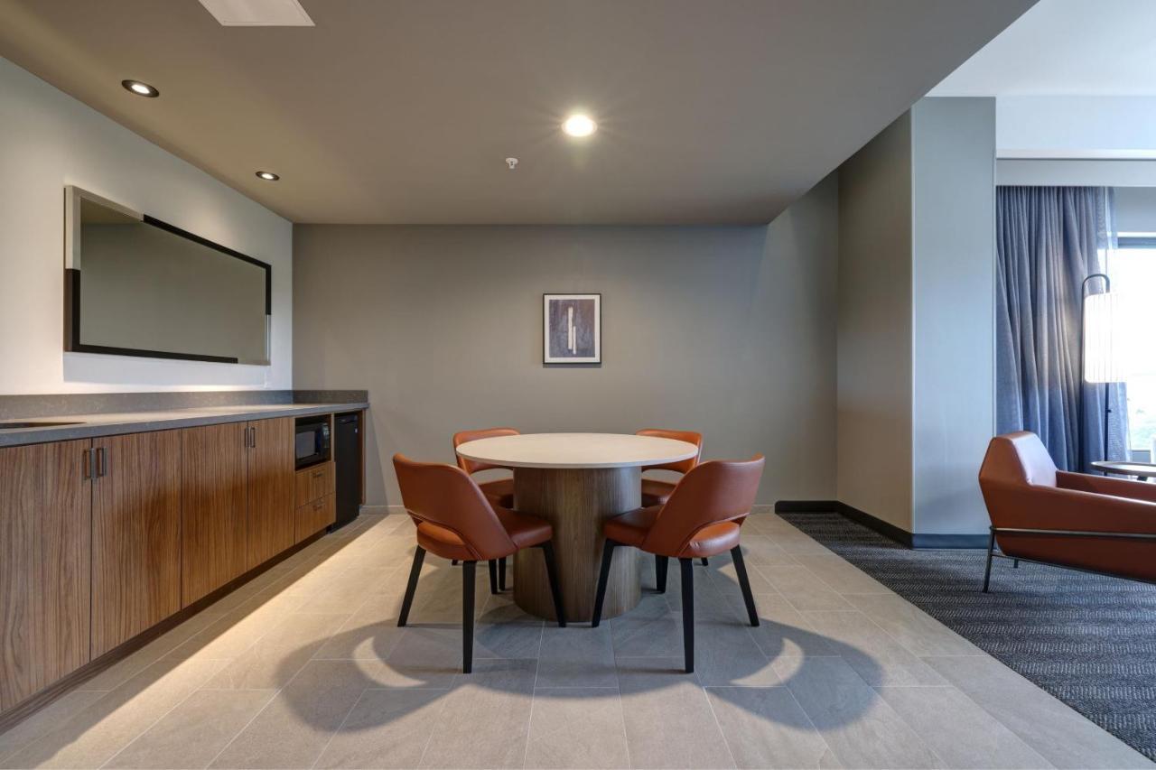 Courtyard By Marriott Iowa City University Heights Dış mekan fotoğraf